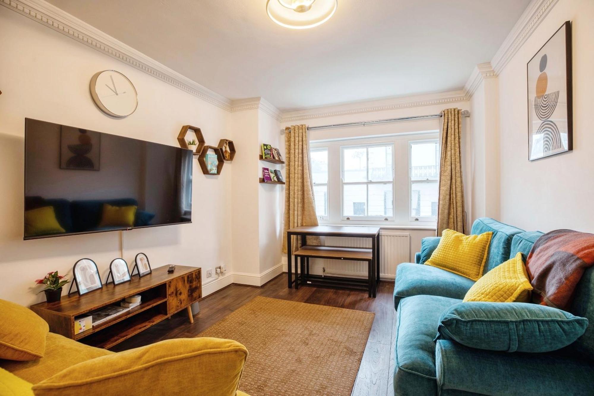 A Stunning Apartment In Paddington London Eksteriør billede